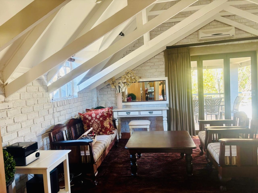 4 Bedroom Property for Sale in Riviera Glen Security Estate Free State